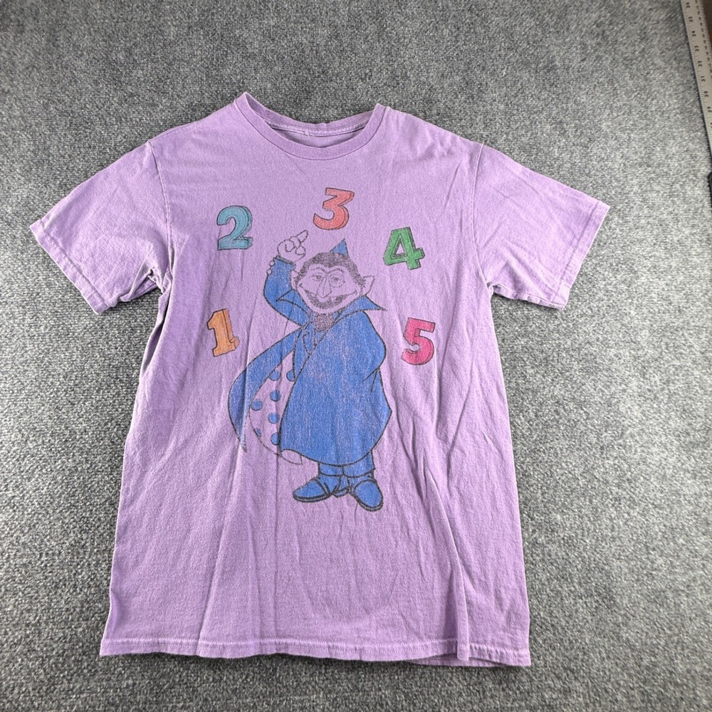VTG Sesame Street The Count Graphic T-Shirt Purple Short Sleeve Size Med/Large